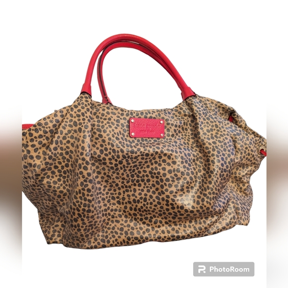 kate spade Handbags - Kate Spade Stevie Leopard Tote